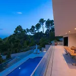 Hera - Private Pool, Near Beaches, Ideal For Groups Λομπάρδα
