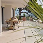 Hera - Private Pool, Near Beaches, Ideal For Groups