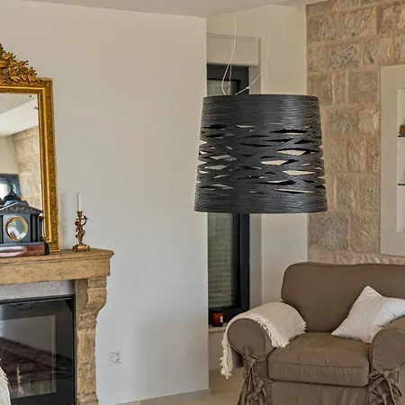 فيلة Hera - Private Pool, Near Beaches, Ideal For Groups لومباردا