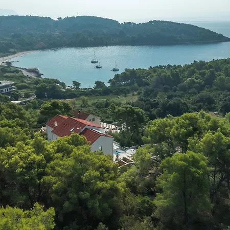 Villa Hera - Private Pool, Near Beaches, Ideal For Groups