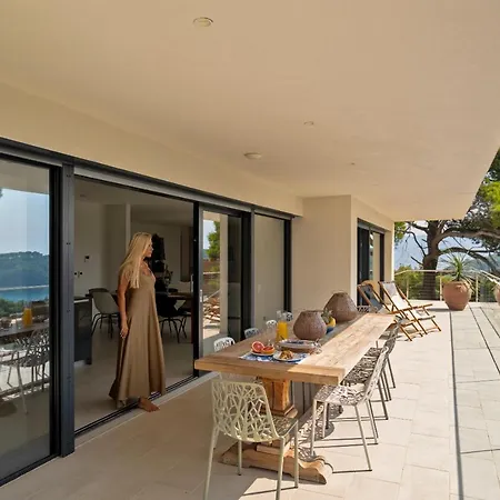 Hera - Private Pool, Near Beaches, Ideal For Groups * لومباردا