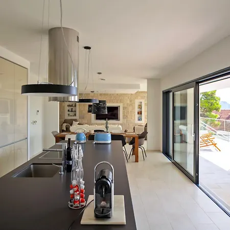 Hera - Private Pool, Near Beaches, Ideal For Groups Villa Lumbarda