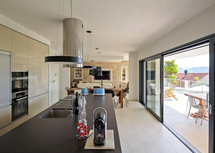 Hera - Private Pool, Near Beaches, Ideal For Groups Villa Lumbarda