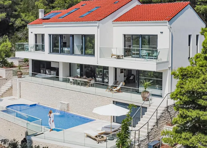 Villa Hera - Private Pool, Near Beaches, Ideal For Groups *