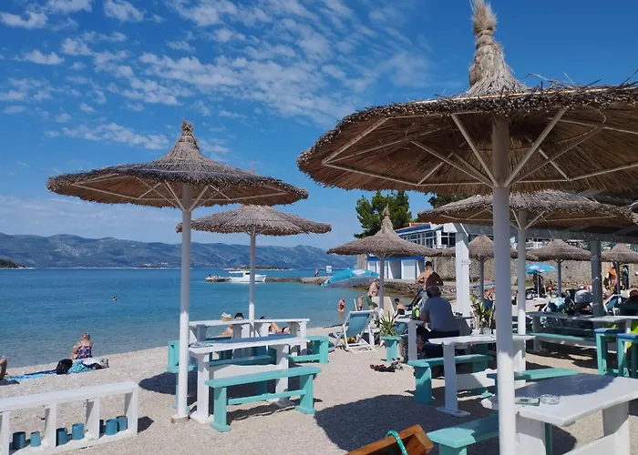 Hera - Private Pool, Near Beaches, Ideal For Groups